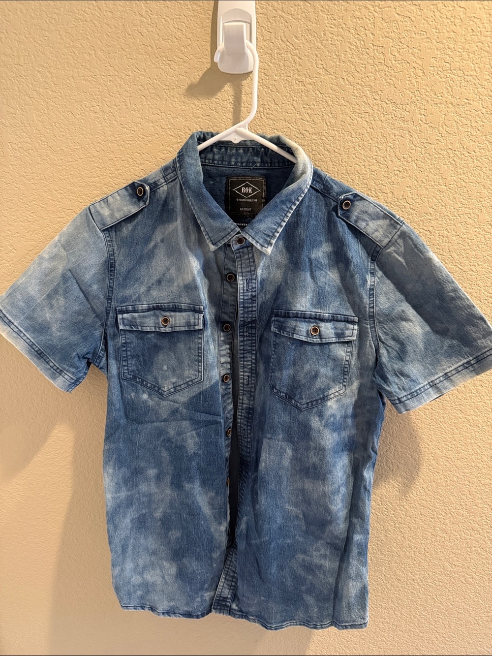 Rok Men's Short-Sleeve Washed Denim Shirt - Blue